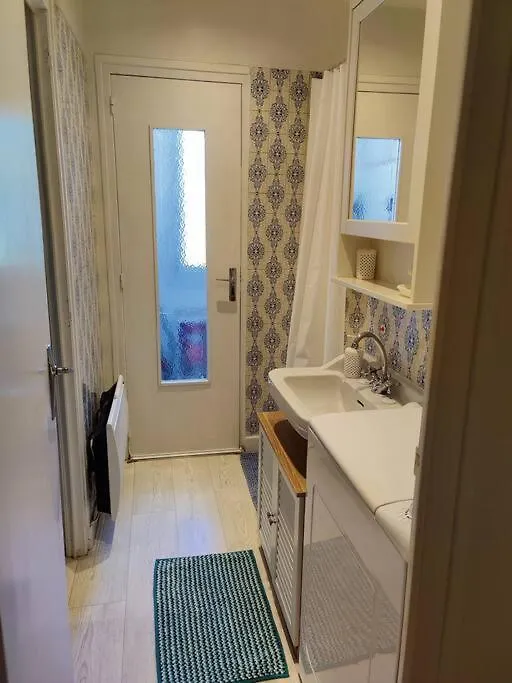 Cabana & Appartement Ideal Annecy 0*,  France